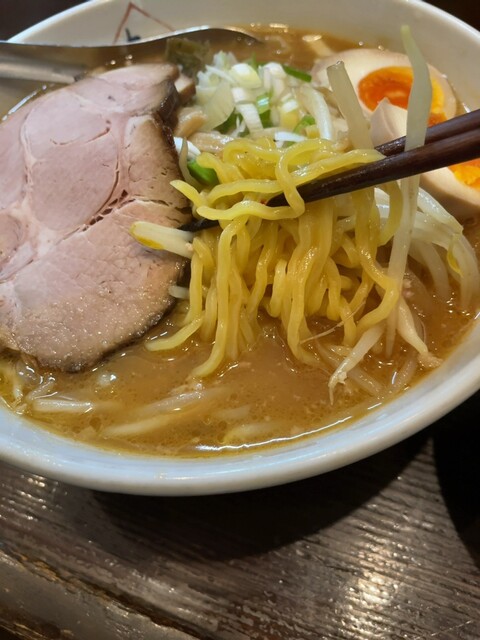 これぞ北海道味噌ラーメン』by tak_is : 味七 (あじしち)- 中野