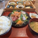 海鮮食堂 つなや - 