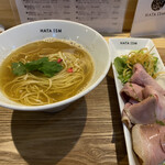 HATA ISM ラーメン - 