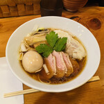 麺堂にしき 新宿歌舞伎町店 - 