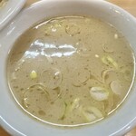 長州ラーメン万龍軒 - スープ