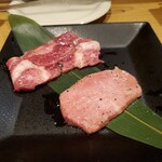 焼肉 肉食 - 和牛特上タン、漢方和牛タンゲタ