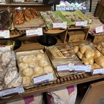 ル・グルニエ・ア・パン - 塩パンもあるよ