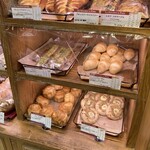 ル・グルニエ・ア・パン - 全部魅惑的