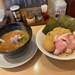 京都ラーメン 森井 平間店 - 