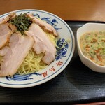 埼玉屋 - 料理写真:冷やし坦々麺＋チャーシュートッピング