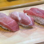 魚屋直営すし食堂 魚まる - 