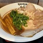 Tonkotsu Chuukasoba Gantare - 