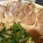 Tonkotsu Chuukasoba Gantare - 