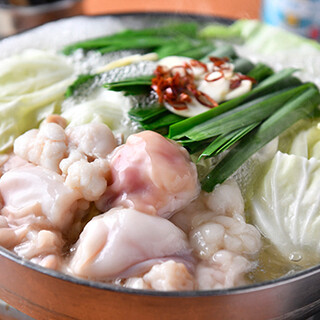 Delicious Hakata Motsu-nabe (Offal hotpot) (salt) until the end