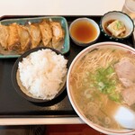 長浜ラーメン一龍亭 - 