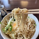 そば　きらり - チョイと太めのチヂれ麺