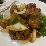 功夫 蘭州ラーメン 中華料理 - この酢豚( ；∀；)久々に酷いのに当たった！笑不味く無いけど美味しくない！笑