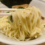 TOKYO豚骨BASE MADE by博多一風堂 - 魚介豚骨つけ麺の麺