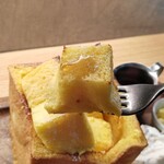 CROCE セントレア店 - メープルを少しかけて