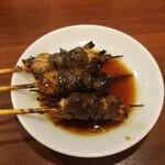 鰻禅 - ヒレのネギ巻きです。ビールの肴ででてきます。無料なのが信じられません。