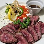 欧州キッチン アルマ - 牛サガリステーキ