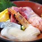KANSEI - お刺身丼