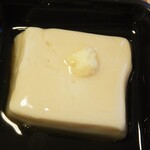 割烹 中央 - ついでに買ってきてくれた中央名物の胡麻豆腐250円