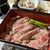 肉と庭 まつを - 