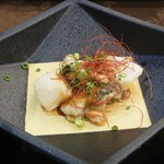 割烹 中央 - 祝い膳の和風創作料理　白身魚の揚げ物に和風ソースがかかってて美味しかった