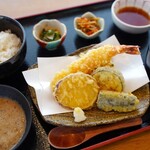天ぷら盛合せ