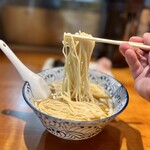 貪瞋癡 - 麺リフト。