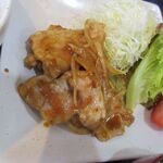 となりの食堂 - 臼衣でタレが滲み滲み