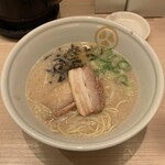 TOKYO豚骨BASE MADE by博多一風堂 - 豚骨¥790