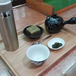 Ajimano Chaya - “味真野緑茶セット”（茶ようかん付き）
