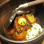 青ヶ島屋 - 豚角煮