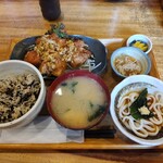 旬菜鮮魚と和酒の店 北浜 銀じ - 日替わり定食　油淋鶏