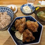 鶏だしおでんと干魚の店 ほし寅 - 唐揚げ定食