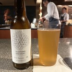 SOWER - 地元“クラフトビール”でsaisonという銘柄。グッと苦み走っており、しかもスッキリ。斬新な料理と良く合っています。ワインよりクラフトビールの方が相性良いかも。