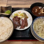 Gyuutan Sumiyaki Rikyuu - たんのう定食(大判牛たん焼1枚.牛たん焼1枚2切)