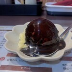 キッチン あずま - ⭐︎ バニラアイスのチョコソース　　  税込  ３５０ 円