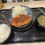 Matsunoya - ロース定食690円