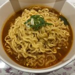 カマロチキン  - 料理写真:韓ラーメン＝500円
