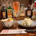 ワインノエビスケ - Cava Mabanda Brut Roseとクリームチーズ豆富と地野菜のバーニャカウダ