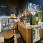 立ち呑みBAR COCO - 立ち飲みカウンター　席もあります