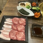 焼肉 満月 - 