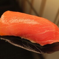 鮨 あらい - 鮪(中トロ) (氷見)