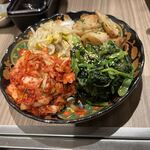 和牛焼肉鎌倉 肉と日本酒 - 