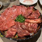 和牛焼肉鎌倉 肉と日本酒 - 