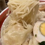 広州市場 - 広州肉汁雲呑麺