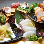 魚料理の店 達 - 料理写真:海鮮どんぶり