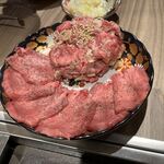 和牛焼肉鎌倉 肉と日本酒 - 