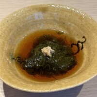 麻布十番 鮨 無銘 - 石川 天然のもずく めんつゆなのですっと飲んでもむせない