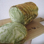 ブーランジェリー メゾン ユキ - 抹茶ラウンド・断面