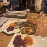 フレンチパンダ - しっかりめのオレンジワインとラペ